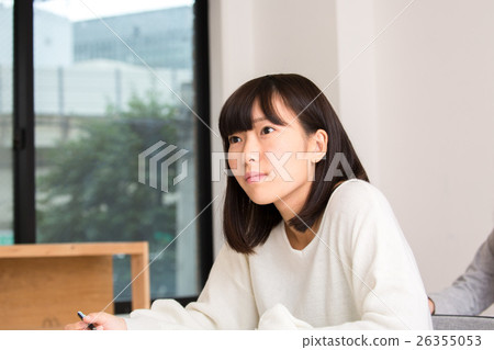 A cram school student A cram school student 26355053