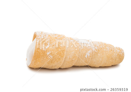 Puff rolls with cream 26359319