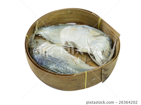 Mackerel Fish isolated on white with clipping path 26364202