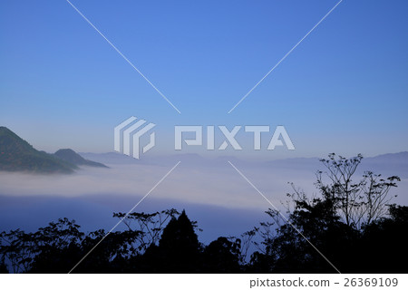 Takachiho's sea of clouds Takachiho's sea of clouds 26369109