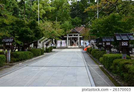 Kofu Takeda Shrine entrance and hall (2016.10) Kofu Takeda Shrine entrance and hall (2016.10) 26370003