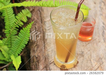 honey lime with soda 26382079