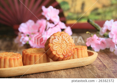 Festival moon cake - Chinese cake Festival moon cake - Chinese cake 26382372