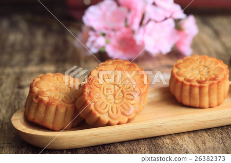 Festival moon cake - Chinese cake 26382373