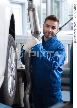 Positive mechanic holdign muffler Positive mechanic holdign muffler 26385084