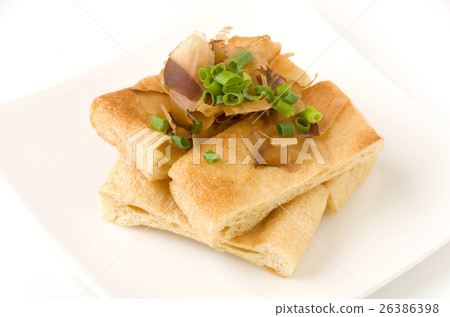 Grilled crispy fried tofu 26386398