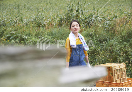 Woman pressing an unicycle agriculture experience 26389619