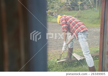 在一個國家生活工作的人看到了 在一個國家生活工作的人看到了 26389905