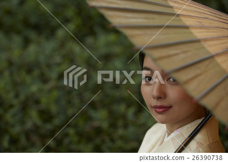 和服女性肖像 26390738