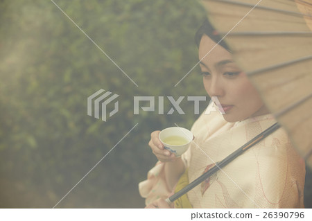 和服女性肖像 26390796