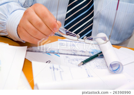 Architecture and design 26398990