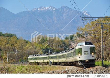 Yatsugatake and 189 series asami color 26405816