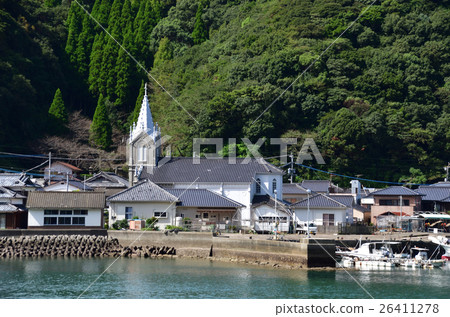 天草的Sakizu大教堂和Sakatsu村 26411278