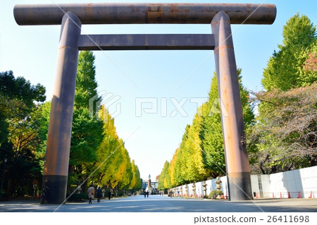 Yasukuni Shrine Otorii and Ginko buns 26411698
