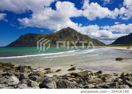 Arctic beach 26416198