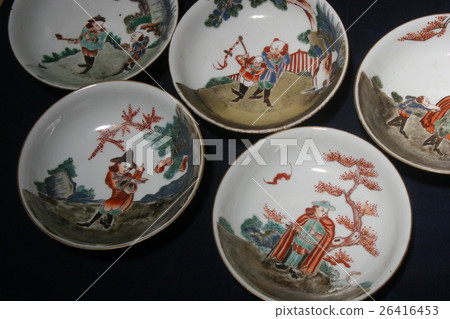 Five plates with a story Five plates with a story 26416453