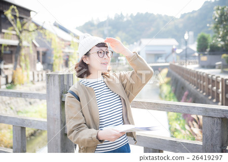 一個人旅行的女人 一個人旅行的女人 26419297