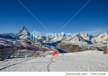 Skiing tracks with view of Matterhorn mountain Skiing tracks with view of Matterhorn mountain 26422188