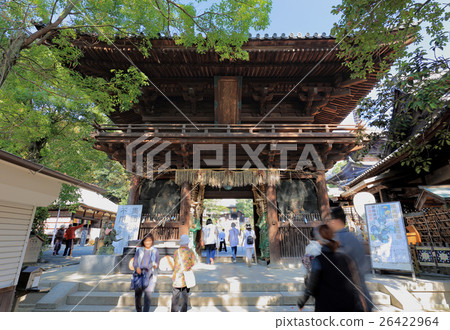 Shikoku Buddha No. 51 Buddhist temple "Ishida Temple" National Devil's Deva gate and people of pilgrimage Shikoku Buddha No. 51 Buddhist temple "Ishida Temple" National Devil's Deva gate and people of pilgrimage 26422964
