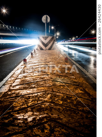 中興橋分隔島 中興橋分隔島 26424430