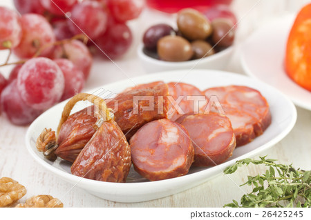 chorizo in dish 26425245
