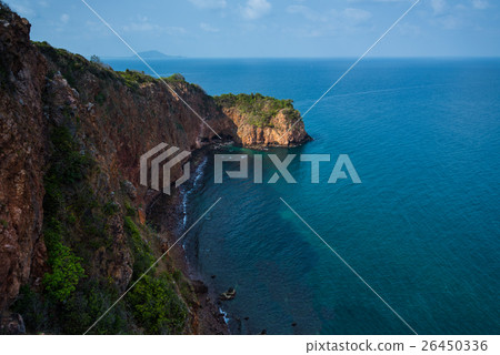 cliff island sea ,Koh Ta Lu, Thailand cliff island sea ,Koh Ta Lu, Thailand 26450336