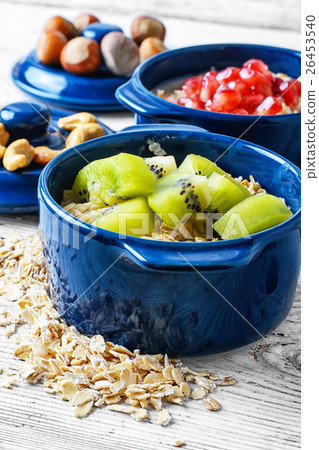 Porridge with oat flakes Porridge with oat flakes 26453540