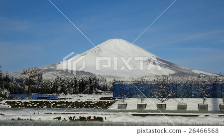 Snow makeup 2 Snow makeup 2 26466568