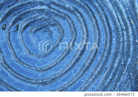 Water puddling in the Kayama water wave pattern Water puddling in the Kayama water wave pattern 26466571