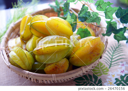 Fresh Star Fruits Fresh Star Fruits 26470156