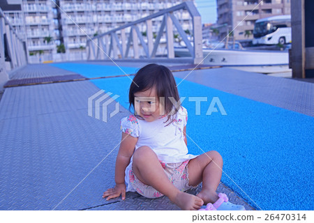 Girls playing outdoors Girls playing outdoors 26470314
