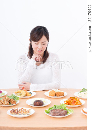 Young lady (cooking) 26470492