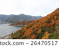 Kawaguchiko shore and autumn leaves 26470517