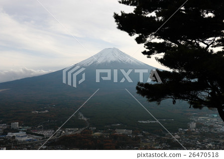 Mount Fuji and Lake Kawaguchi 26470518