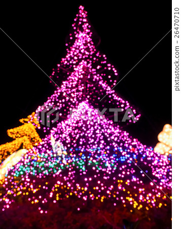 Defocused Christmas lights Defocused Christmas lights 26470710
