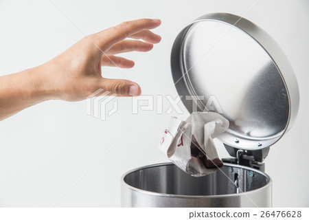 trashcan trashcan 26476628