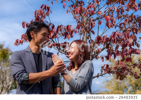 Young couple 2 people Young couple 2 people 26483935