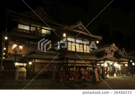 Dogo Onsen main building front entrance Dogo Onsen main building front entrance 26488333