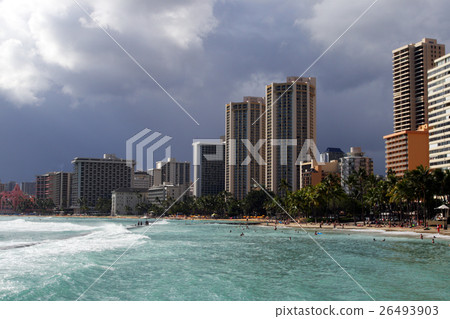 Waikiki Beach, Honolulu, Oahu, Hawaii.. Waikiki Beach, Honolulu, Oahu, Hawaii.. 26493903