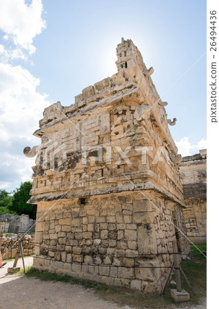 Chichen Itza ruins 26494436