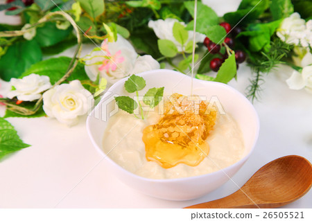Honey yogurt 26505521