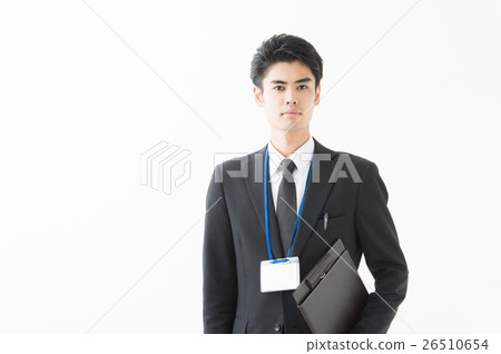 Men in suits (in their twenties) 26510654