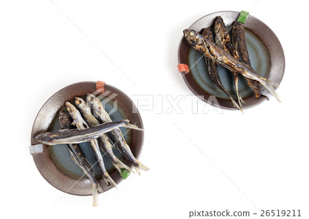 食品烘乾食物烤下巴和下巴煮熟 食品烘乾食物烤下巴和下巴煮熟 26519211