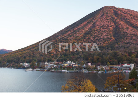 黎明中禪寺湖,櫪木縣日出山 黎明中禪寺湖,櫪木縣日出山 26519865