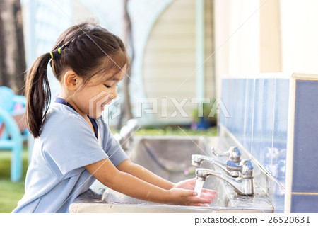 asian girl watching hand 26520631