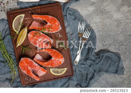 Steak of fresh salmon 26523923