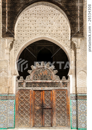 Door to Medersa Bou Inania 26534308
