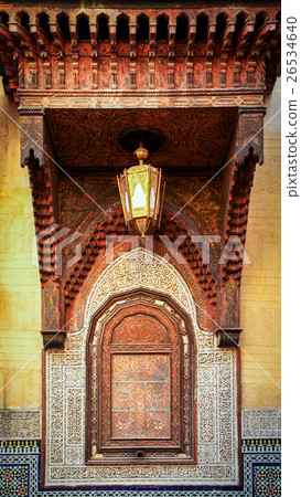 Decorated window of a mosque 26534640