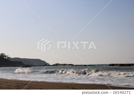 The waves of the Sea of Japan The waves of the Sea of Japan 26540271