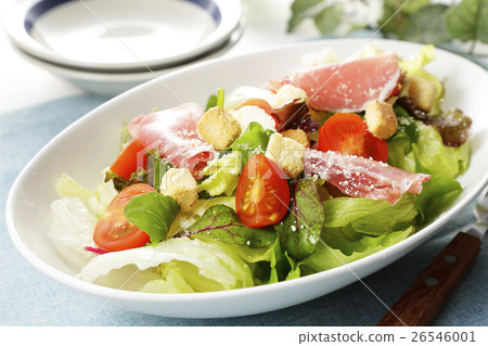 Caesar salad  26546001